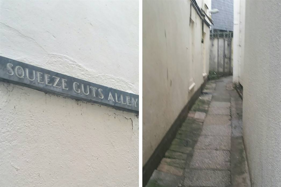Squeeze Guts Alley, Cornwall, UK